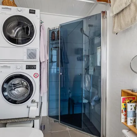 2 Bedroom Beautiful In *